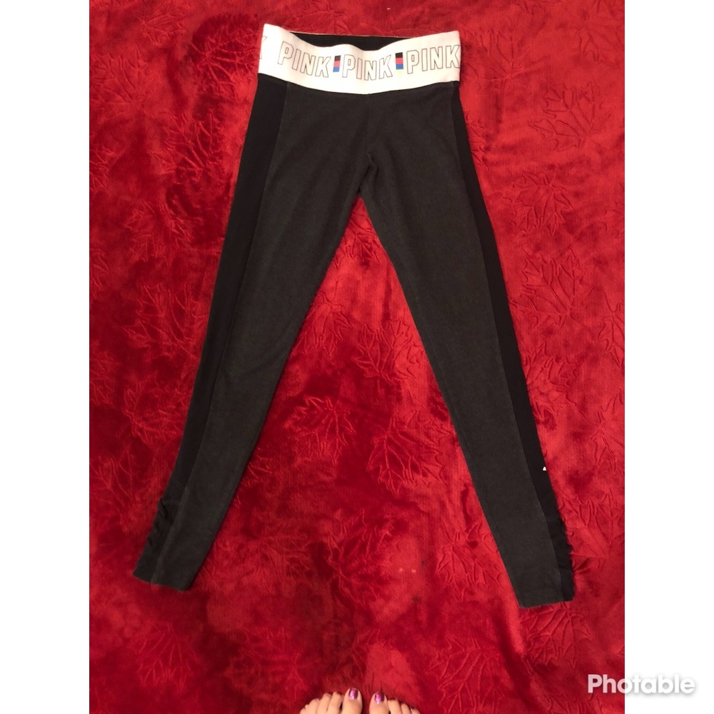 PINK yoga leggings